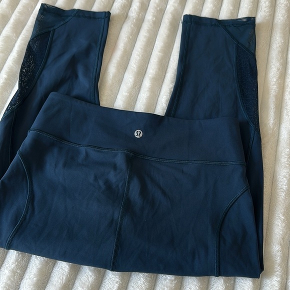 Lululemon Blue High Rise Leggings - Picture 3 of 14